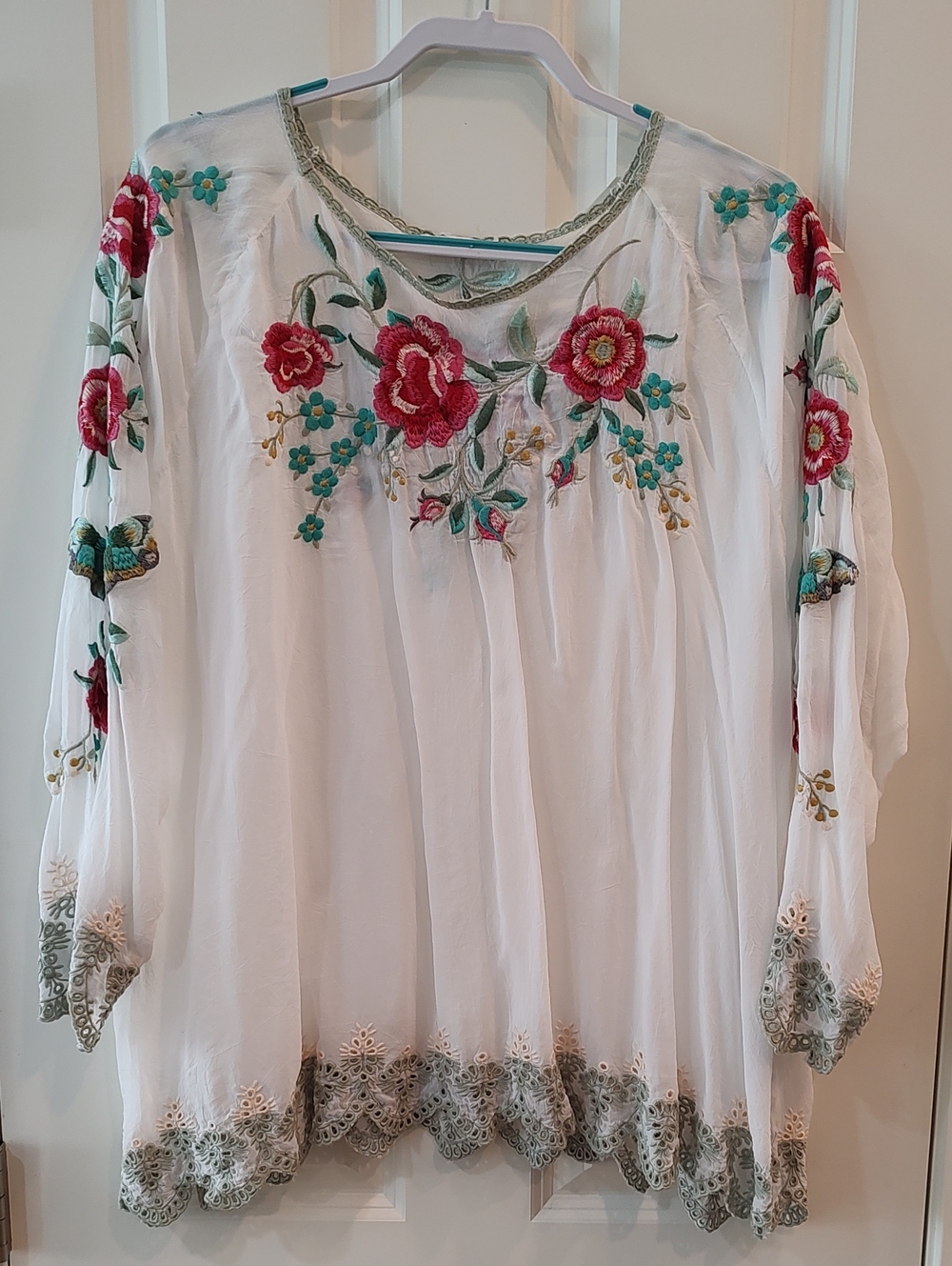 Johnny Was White Embroidered Floral Peasant Tunic